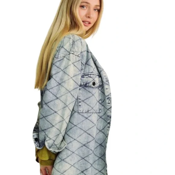Davi & Dani Curved Hem Diamond Quilted Button Up Denim Shacket - Picture 3 of 4